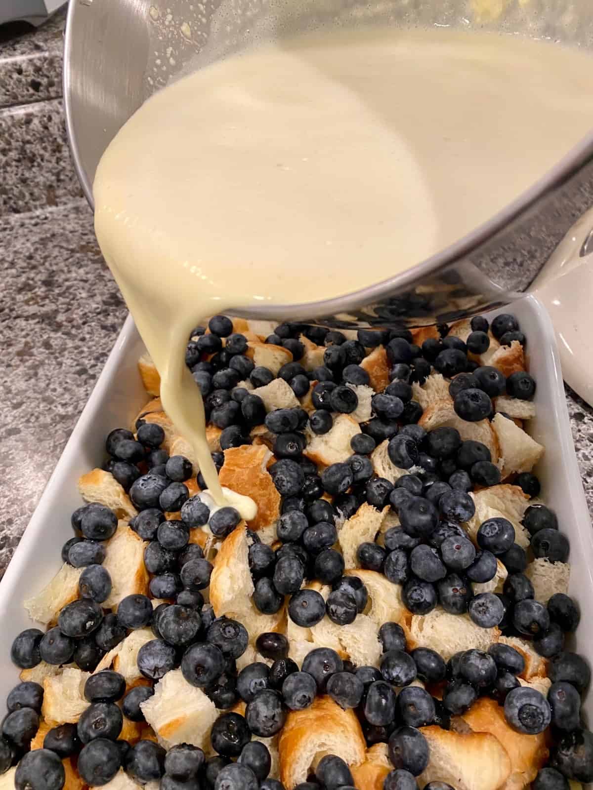 making blueberry puff breakfast recipe