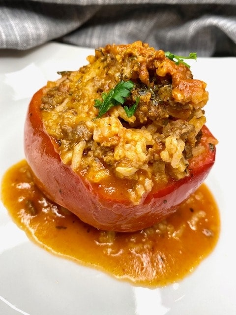 Healthy stuffed peppers with ground beef and rice
