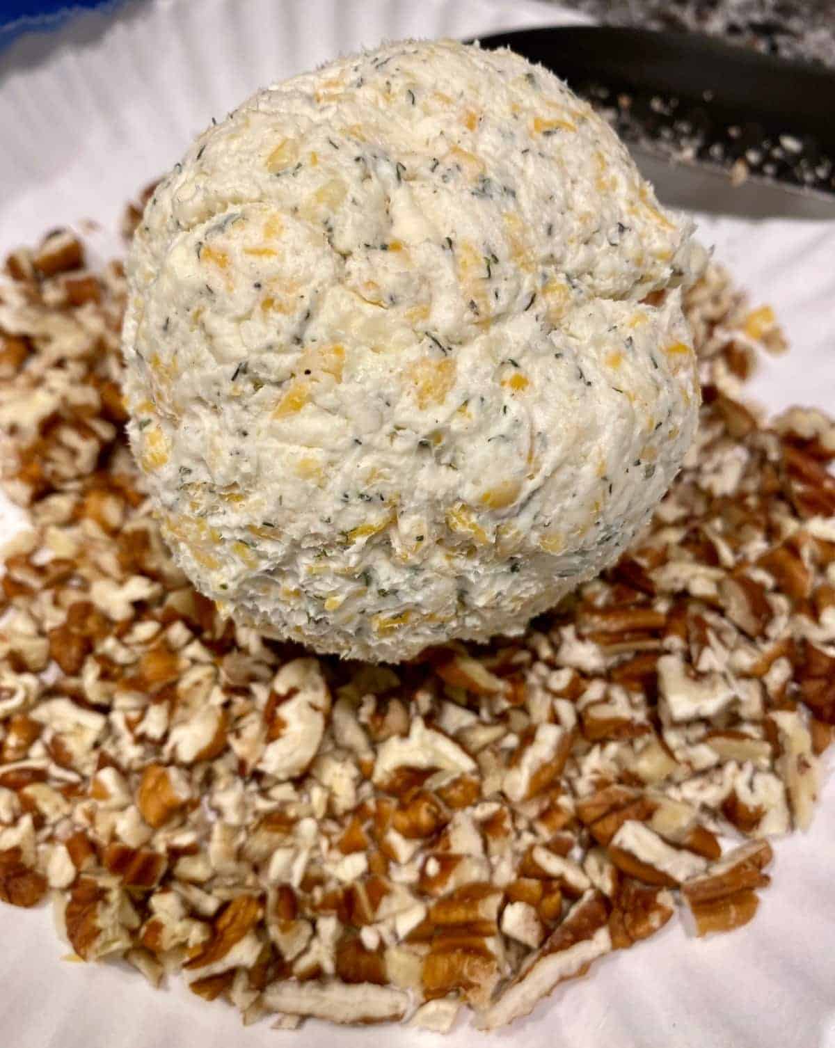 best cheese ball recipes with nuts