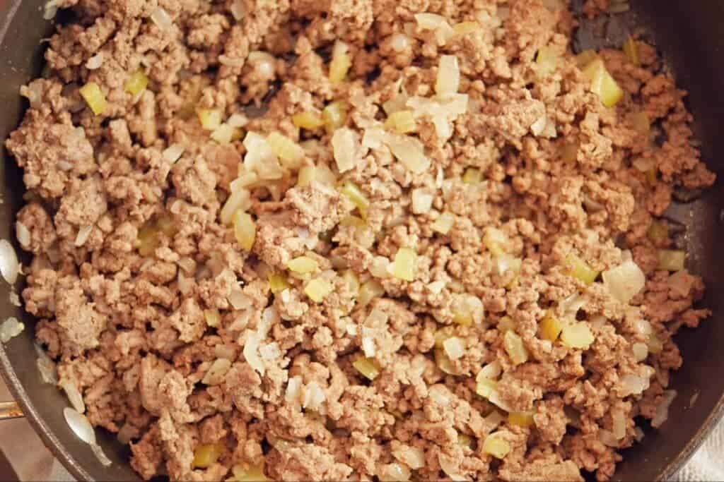 meat pie filling for Middle Eastern sfeeha, ground beef mixture